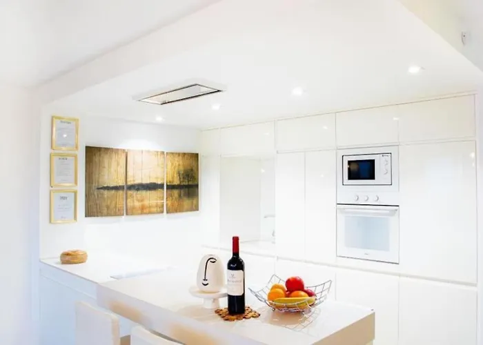 Apartamento Beautiful Spacious Two Bed Facing The Ocean! *